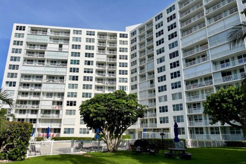 Copropriété à vendre à Pompano Beach, Floride: 1 chambre, 72 m2 № 2084091 - photo 3