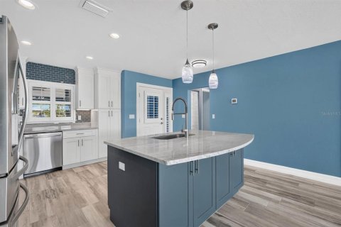 Duplex in Port Orange, Florida 2 bedrooms, 106 sq.m. № 2216567 - photo 15