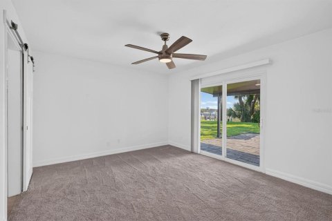 Duplex in Port Orange, Florida 2 bedrooms, 106 sq.m. № 2216567 - photo 19
