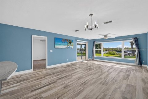 Duplex in Port Orange, Florida 2 bedrooms, 106 sq.m. № 2216567 - photo 7