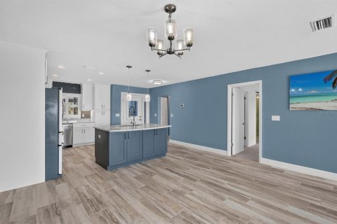 Duplex in Port Orange, Florida 2 bedrooms, 106 sq.m. № 2216567 - photo 18