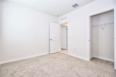 Villa ou maison à louer à Poinciana, Floride: 4 chambres, 154.68 m2 № 1912971 - photo 25