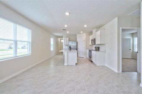 Villa ou maison à louer à Poinciana, Floride: 4 chambres, 154.68 m2 № 1912971 - photo 11