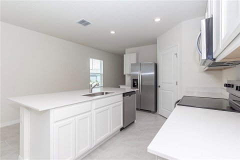 Villa ou maison à louer à Poinciana, Floride: 4 chambres, 154.68 m2 № 1912971 - photo 10