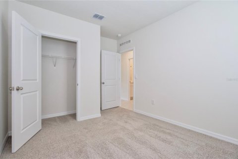 Villa ou maison à louer à Poinciana, Floride: 4 chambres, 154.68 m2 № 1912971 - photo 27