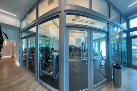 Снять в аренду кондоминиум в Майами, Флорида 1 спальня, 67.08м2, № 1990557 - фото 4