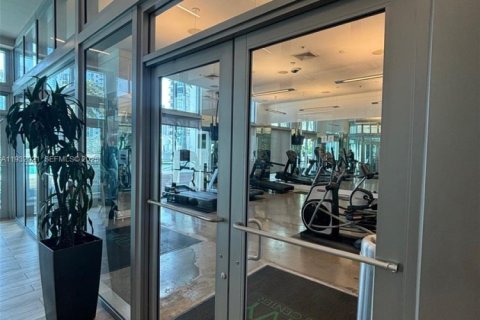 Снять в аренду кондоминиум в Майами, Флорида 1 спальня, 67.08м2, № 1990557 - фото 3