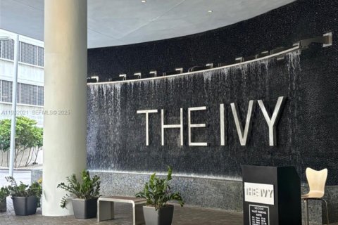 Снять в аренду кондоминиум в Майами, Флорида 1 спальня, 67.08м2, № 1990557 - фото 2