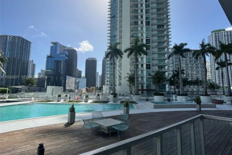 Снять в аренду кондоминиум в Майами, Флорида 1 спальня, 67.08м2, № 1990557 - фото 1