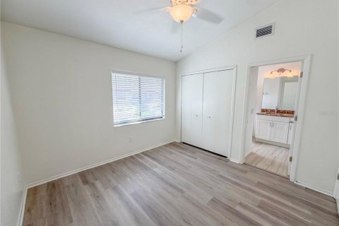 Touwnhouse à vendre à Clearwater, Floride: 2 chambres, 125.33 m2 № 2222854 - photo 12