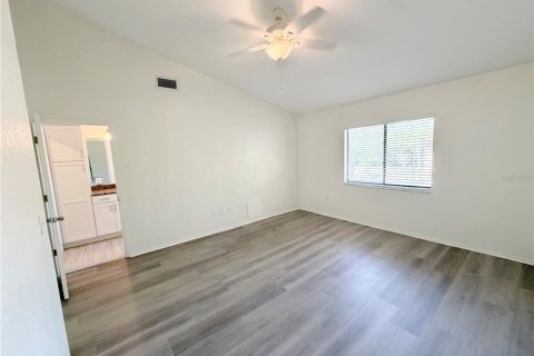 Touwnhouse à vendre à Clearwater, Floride: 2 chambres, 125.33 m2 № 2222854 - photo 8