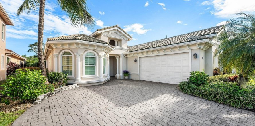 Villa ou maison à Jupiter, Floride 3 chambres, 245.54 m2 № 2407495