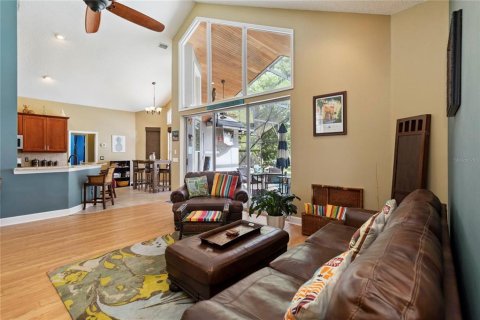 House in Lake Mary, Florida 4 bedrooms, 256.69 sq.m. № 1841445 - photo 8