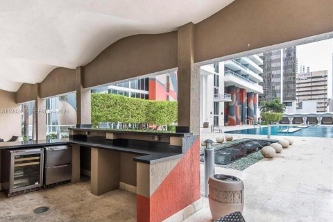 Condo in Miami, Florida  № 2045266 - photo 18