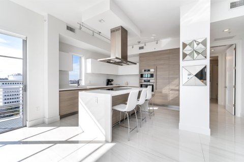 Condominio en alquiler en Boca Raton, Florida, 2 dormitorios, 170.75 m2 № 2146852 - foto 5