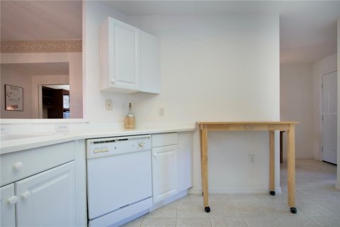 Copropriété à vendre à Sarasota, Floride: 2 chambres, 156.45 m2 № 2142040 - photo 24