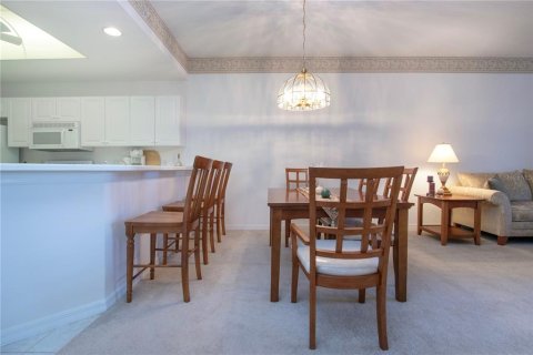 Copropriété à vendre à Sarasota, Floride: 2 chambres, 156.45 m2 № 2142040 - photo 17
