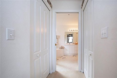 Copropriété à vendre à Sarasota, Floride: 2 chambres, 156.45 m2 № 2142040 - photo 30