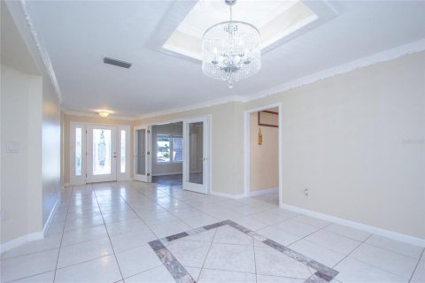 House in Clearwater, Florida 4 bedrooms, 348.85 sq.m. № 1665651 - photo 7