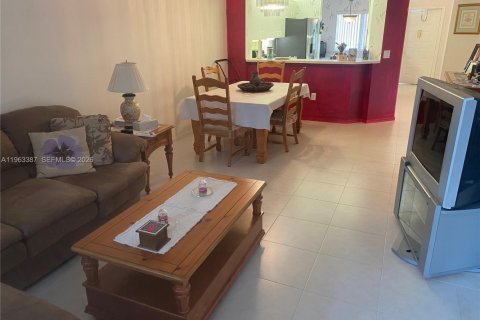 Copropriété à vendre à Fort Lauderdale, Floride: 2 chambres, 112.88 m2 № 2081012 - photo 5