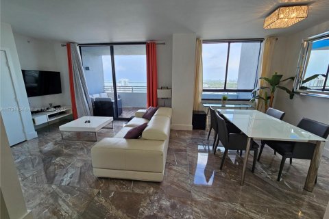Condo in Miami Beach, Florida, 1 bedroom  № 1863889 - photo 9