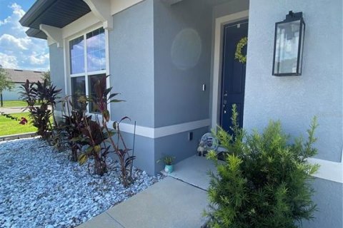 Casa en alquiler en Zephyrhills, Florida, 4 dormitorios, 169.83 m2 № 1857812 - foto 4