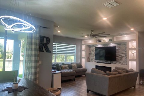 Casa en alquiler en Zephyrhills, Florida, 4 dormitorios, 169.83 m2 № 1857812 - foto 11