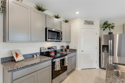 House in Lakeland, Florida 4 bedrooms, 169.83 sq.m. № 1264374 - photo 11
