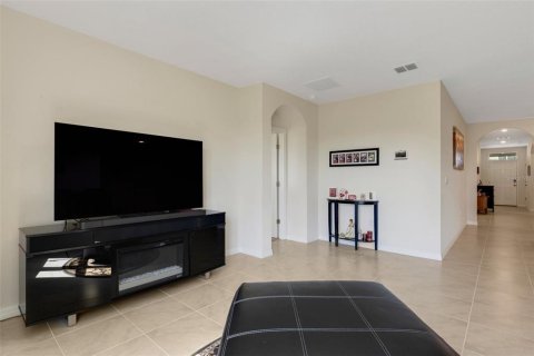 House in Lakeland, Florida 4 bedrooms, 169.83 sq.m. № 1264374 - photo 17