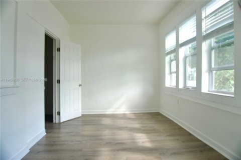 Appartement à louer à Miami, Floride: 1 chambre № 2000179 - photo 2