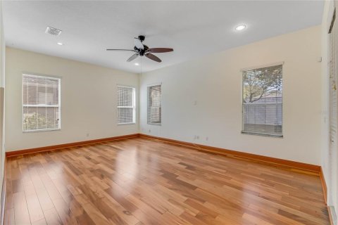 House in Ocoee, Florida 5 bedrooms, 299.61 sq.m. № 1656678 - photo 4