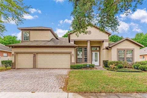 House in Ocoee, Florida 5 bedrooms, 299.61 sq.m. № 1656678 - photo 1