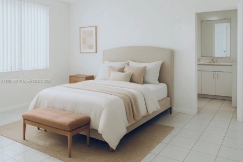 Condo in Miami, Florida, 2 bedrooms  № 1891350 - photo 2