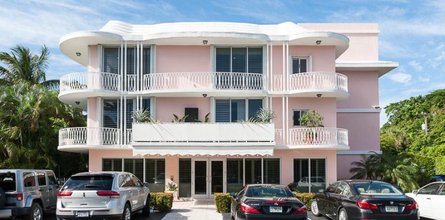 Condo in Palm Beach, Florida, 2 bedrooms № 1045405