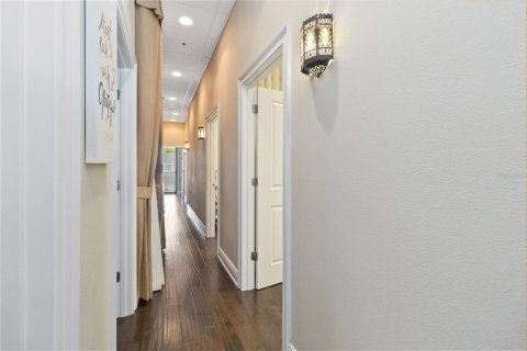 Immobilier commercial à vendre à Orlando, Floride: 274.25 m2 № 1907873 - photo 9