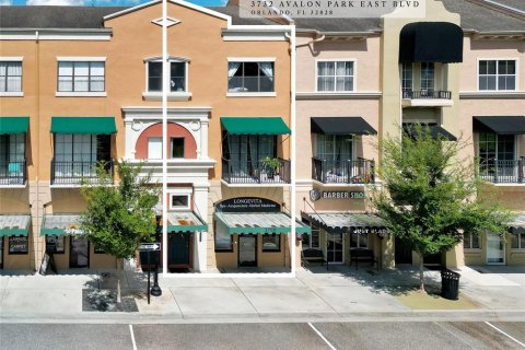 Immobilier commercial à vendre à Orlando, Floride: 274.25 m2 № 1907873 - photo 1