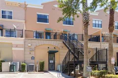 Immobilier commercial à vendre à Orlando, Floride: 274.25 m2 № 1907873 - photo 18