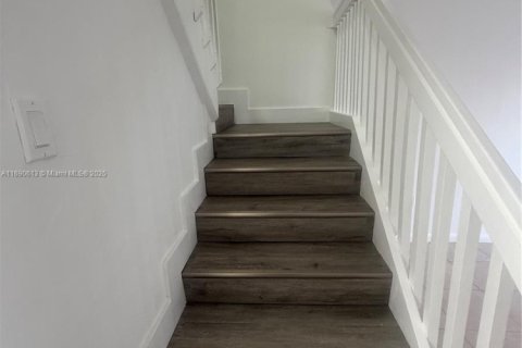 Adosado en alquiler en Lauderhill, Florida, 2 dormitorios, 94.76 m2 № 1968025 - foto 10