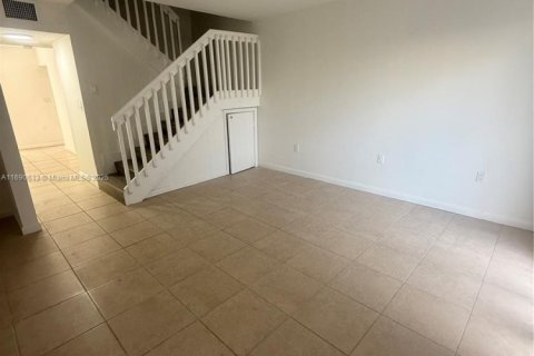 Adosado en alquiler en Lauderhill, Florida, 2 dormitorios, 94.76 m2 № 1968025 - foto 12