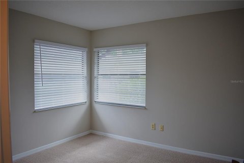 Condo in Sun City Center, Florida, 2 bedrooms  № 2209419 - photo 19
