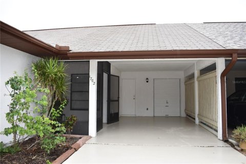Condo in Sun City Center, Florida, 2 bedrooms  № 2209419 - photo 4