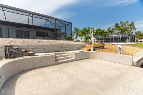 Casa en venta en Cape Coral, Florida, 3 dormitorios, 166.76 m2 № 2082495 - foto 29