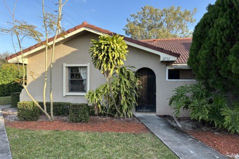 Townhouse in Wellington, Florida 2 bedrooms, 111.67 sq.m. № 2187147