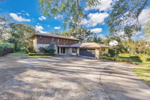House in Windermere, Florida 4 bedrooms, 292.64 sq.m. № 1513170 - photo 20