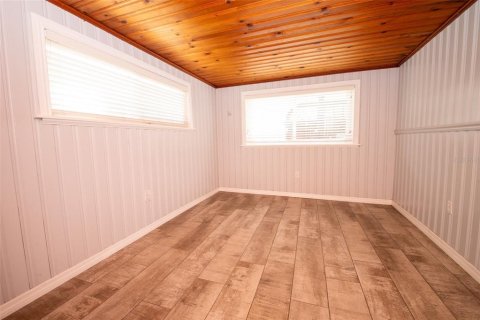 House in Bradenton, Florida 4 bedrooms, 140.65 sq.m. № 2232381 - photo 24