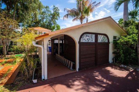 House in Bradenton, Florida 4 bedrooms, 140.65 sq.m. № 2232381 - photo 8