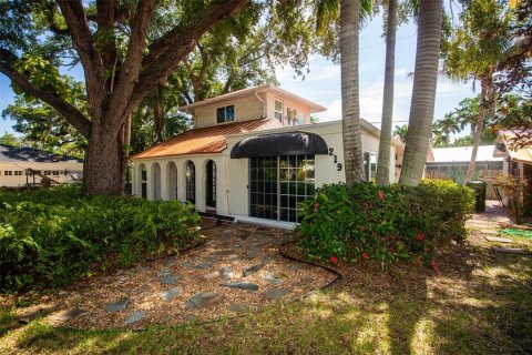 House in Bradenton, Florida 4 bedrooms, 140.65 sq.m. № 2232381 - photo 10