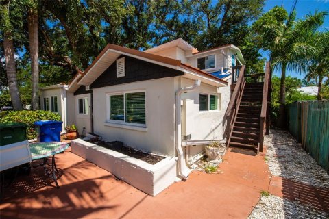 House in Bradenton, Florida 4 bedrooms, 140.65 sq.m. № 2232381 - photo 13