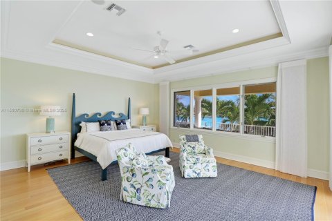 House in Jupiter, Florida 4 bedrooms, 528.71 sq.m. № 1811782 - photo 25