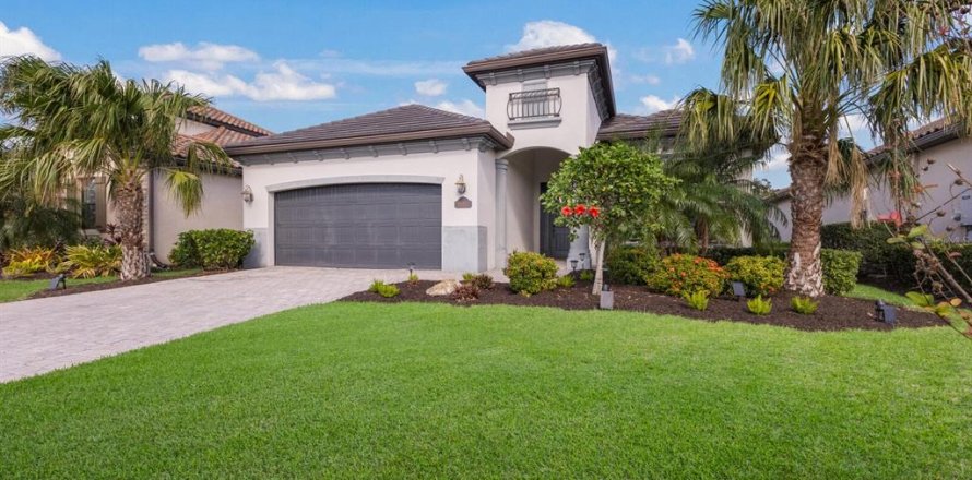 Casa en LAKEWOOD NATIONAL en Bradenton, Florida 3 dormitorios, 208.84 m2 № 1561117